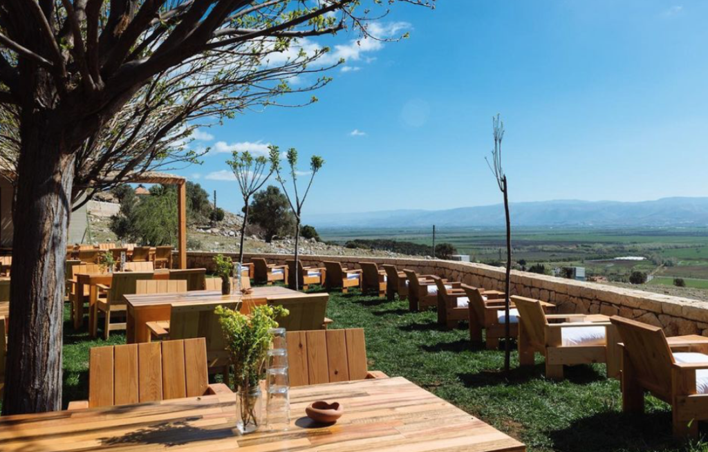 20 PetFriendly Spots Around Lebanon