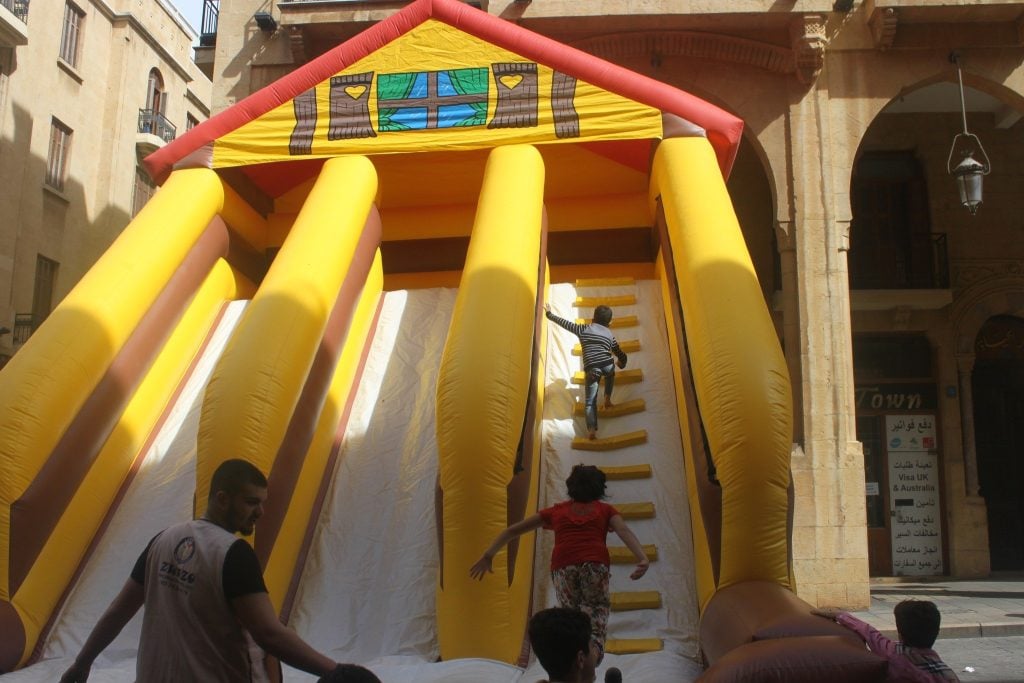 مهرجان دير القمر