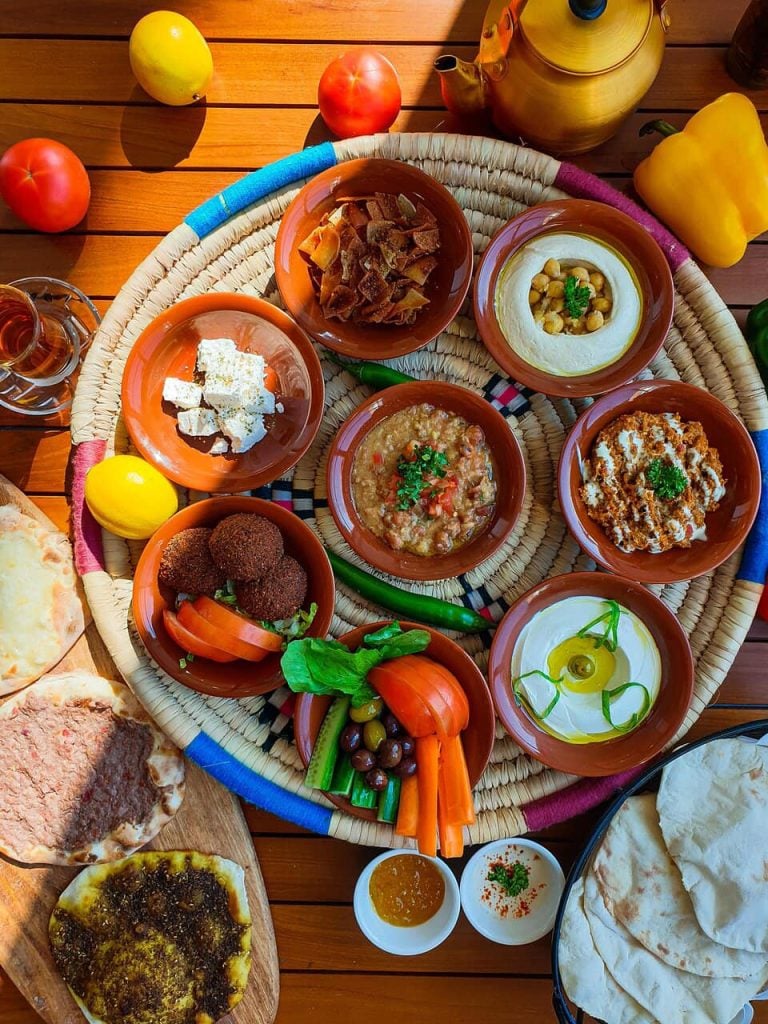 مطعم ومنتجع الفنار