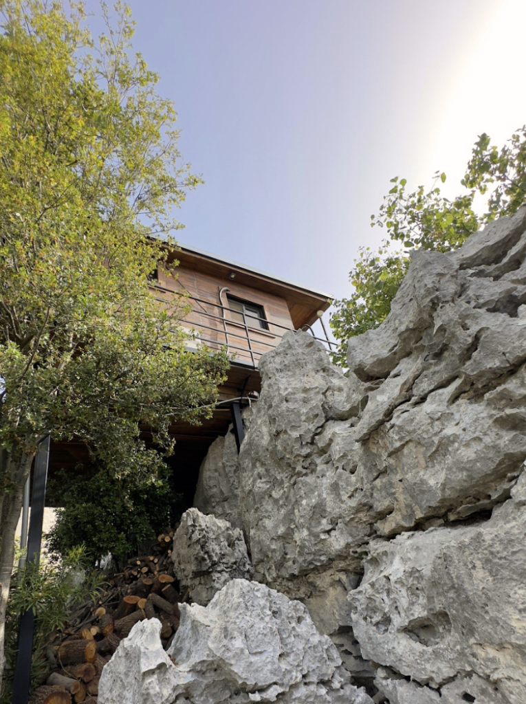 Waya Chill Cabin