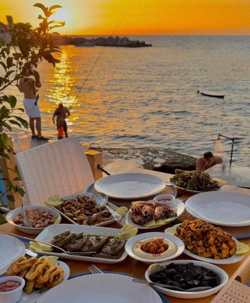 مطاعم أنفه