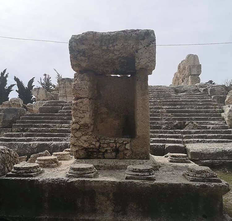 ٣٠ موقع أثري لازم تزوروهن هل خريف بلبنان