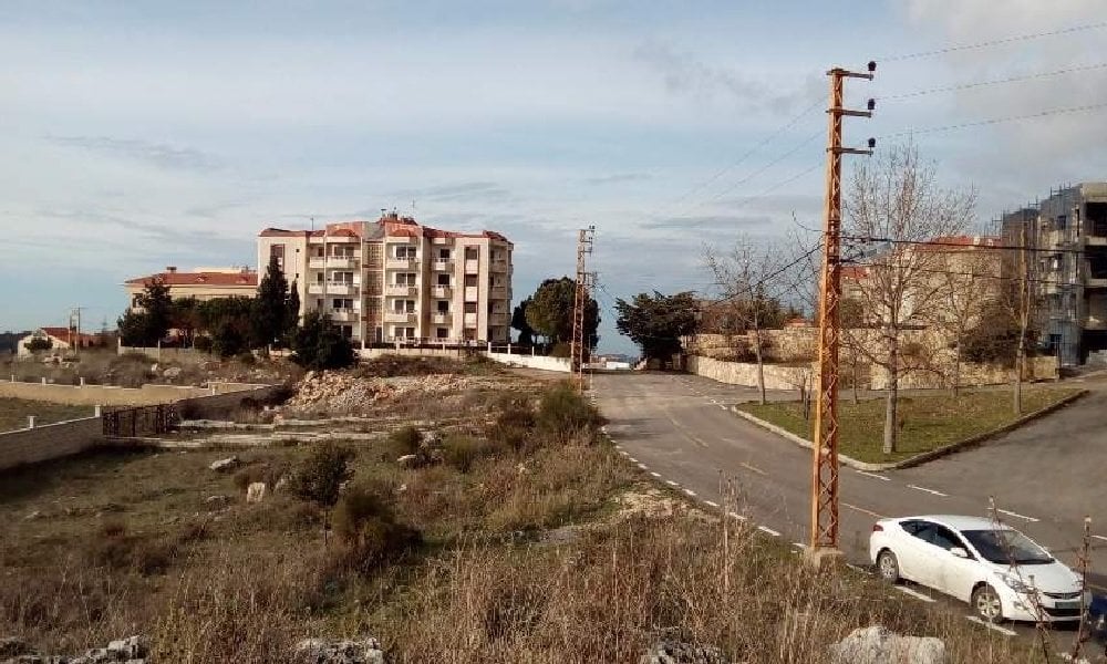 أسماء الضيع والمناطق اللبنانية لي ببتبلش ب"عين"