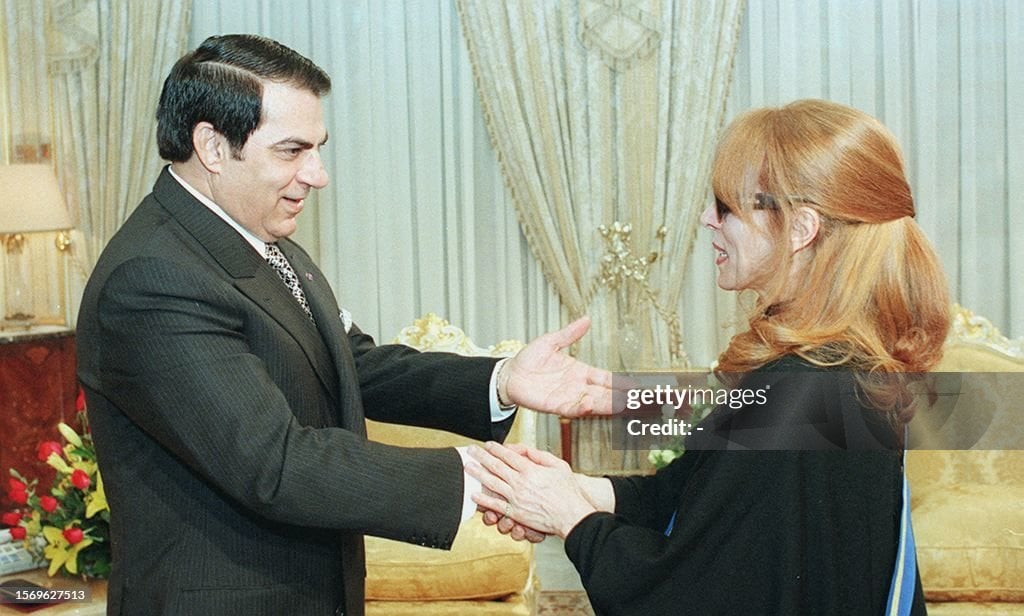 من أرشيف الزمن الجميل، ٢٠ صورة نادرة للست فيروز!