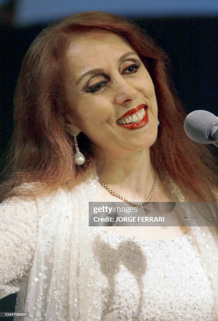 من أرشيف الزمن الجميل، ٢٠ صورة نادرة للست فيروز!