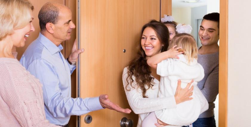 ١٥ شغلة بتصير كل سنة بس على عيد الميلاد