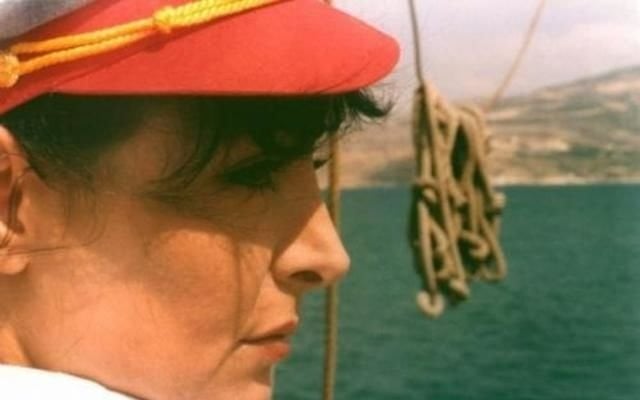 من أرشيف الزمن الجميل، ٢٠ صورة نادرة للأميرة هند أبي اللمع!