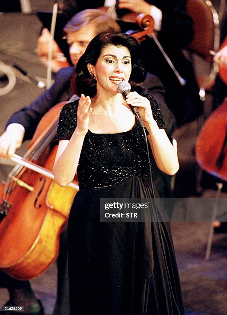 ١٧. ماجدة بغلاف يا ساكن أفكاري