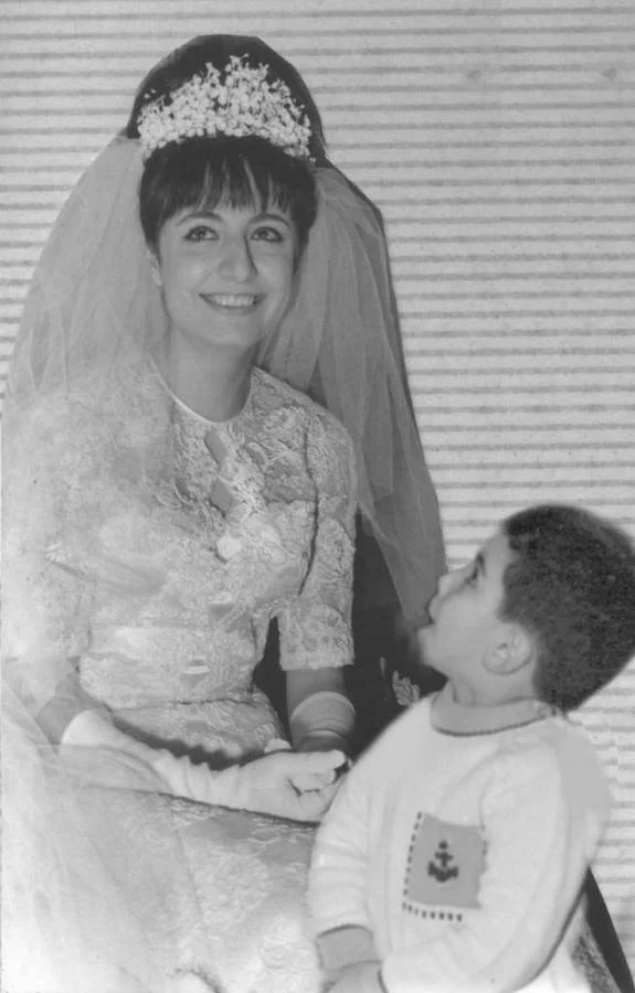 من أرشيف الزمن الجميل، ٢٠ صورة نادرة للأميرة هند أبي اللمع!