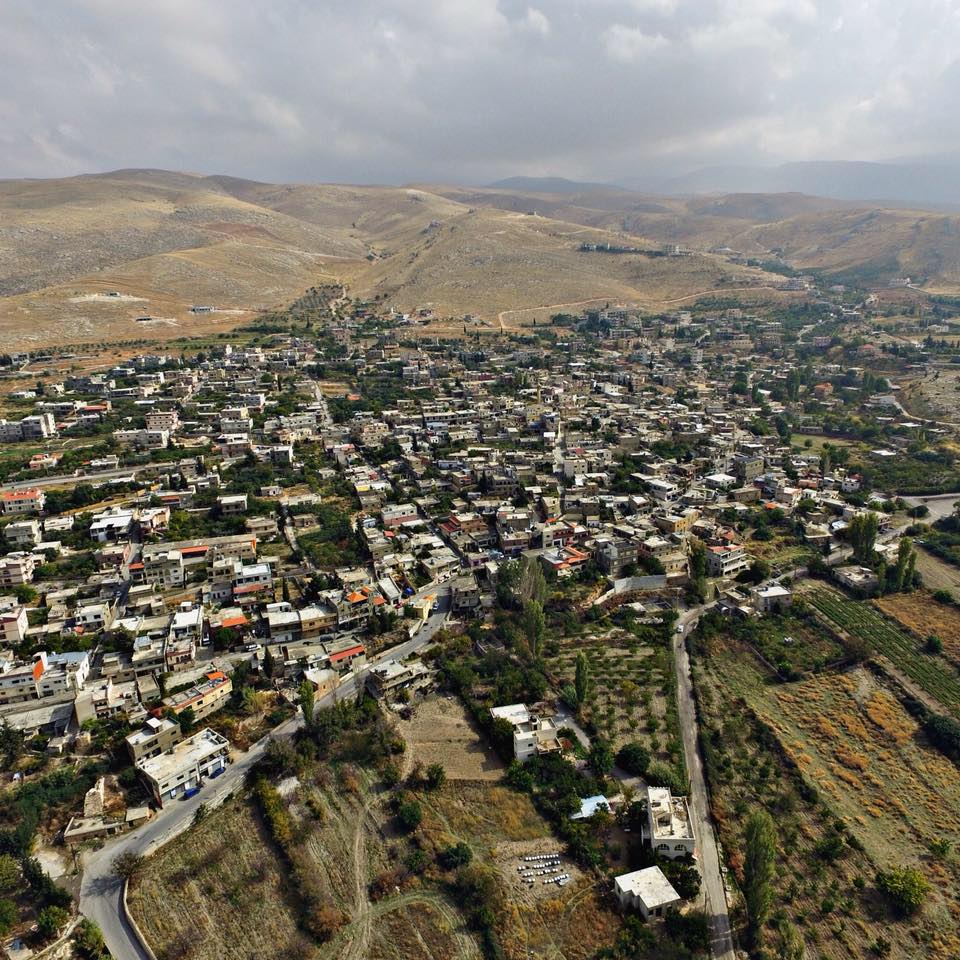 ضيعة من أجمل الضيع بلبنان ما حدا سامع فيها: شوفوا قصتها!