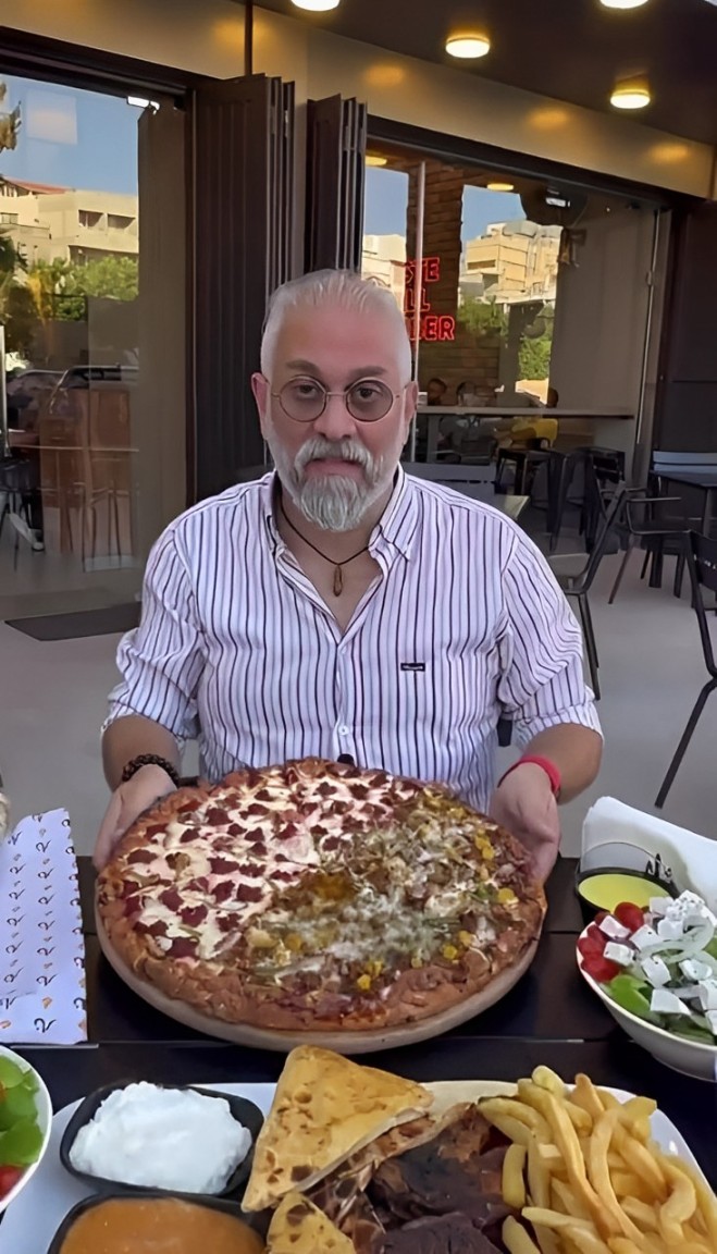 لقينا أتقل بيتزا وأطول لفة بلبنان عند هالمحل!