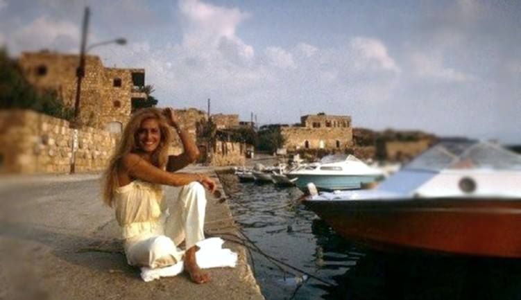 من أرشيف الزمن الجميل: ٢٣ صورة نادرة للديفا داليدا