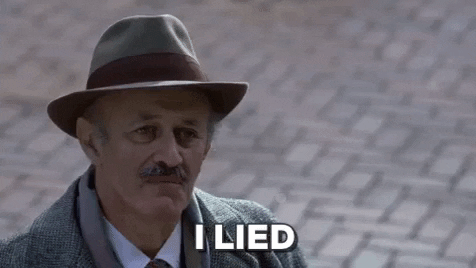 ١٥ كذبة كل لبناني معود يقنع حالو فيها أول السنة!