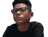 ١٠ شغلات رح تفهمها إذا كنت الولد النصاني بعيلة لبنانية!