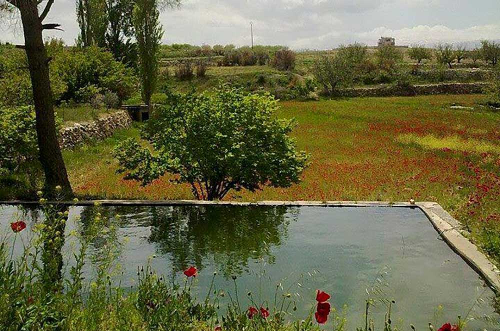 ضيعة من أجمل الضيع بلبنان ما حدا سامع فيها: شوفوا قصتها!