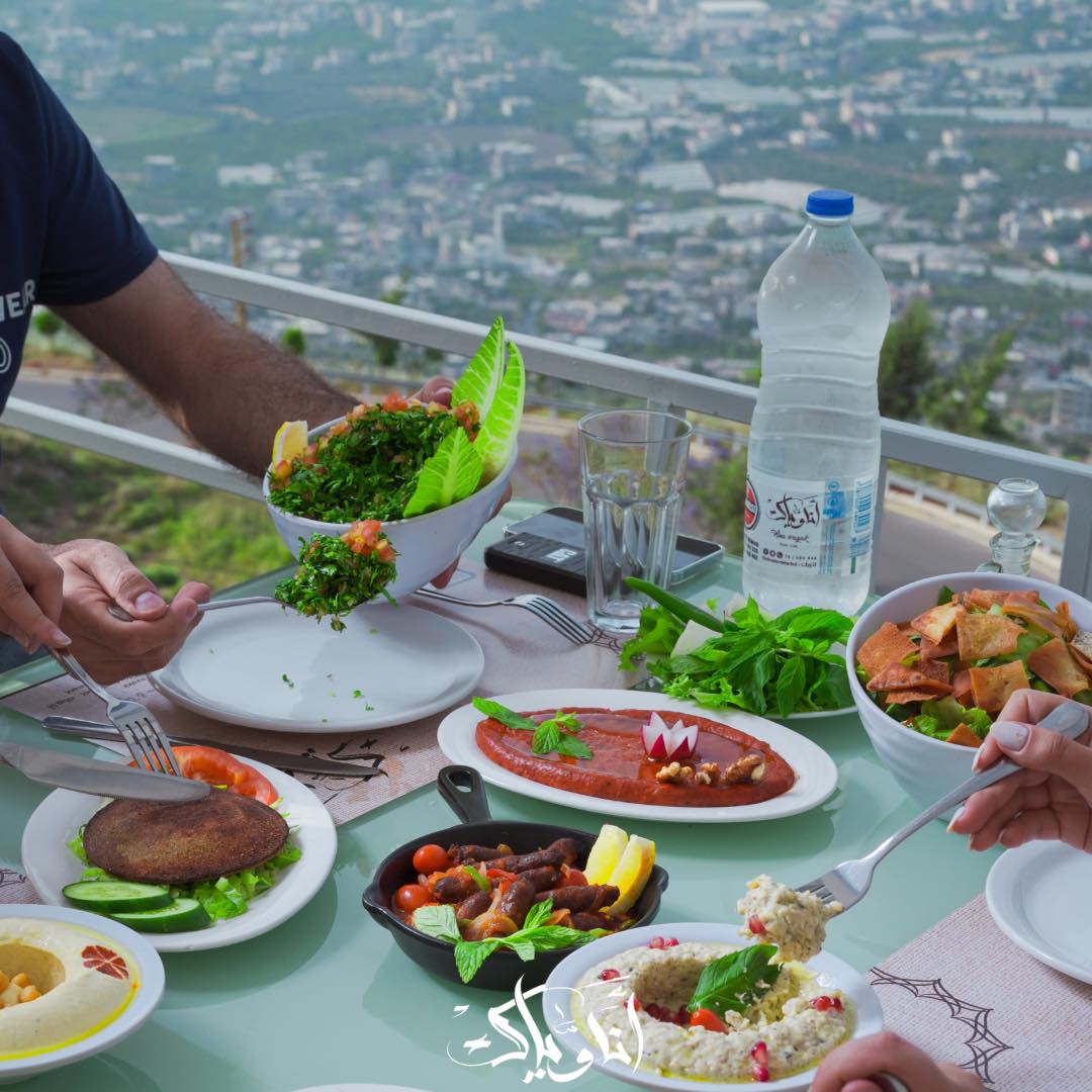 ٥ مطاعم قاعدة على راس الجبل بلبنان
