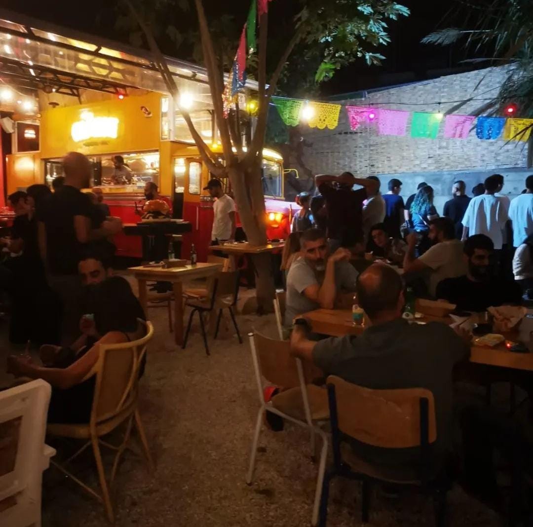 سمعتوا عن أوتوكار المدرسة لي صار مطعم ببيروت؟