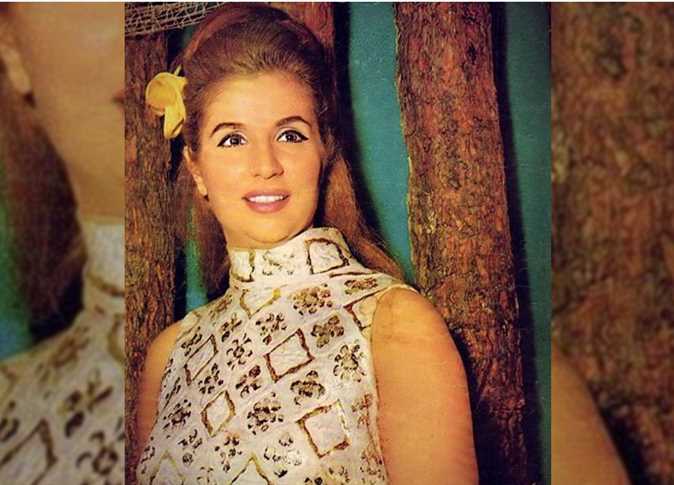 بتذكروا شو أول فيلم للشحرورة صباح؟