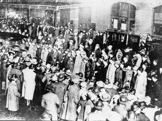 بتعرفوا في لبنانيي غرقوا على سفينة تايتنك: ماتوا وهني عم يدبكوا