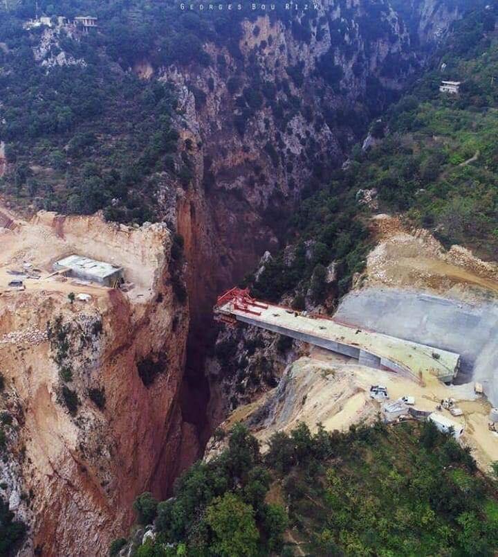 أطول جسر بالشرق الأوسط بشمال لبنان: معلق بين السما والأرض!