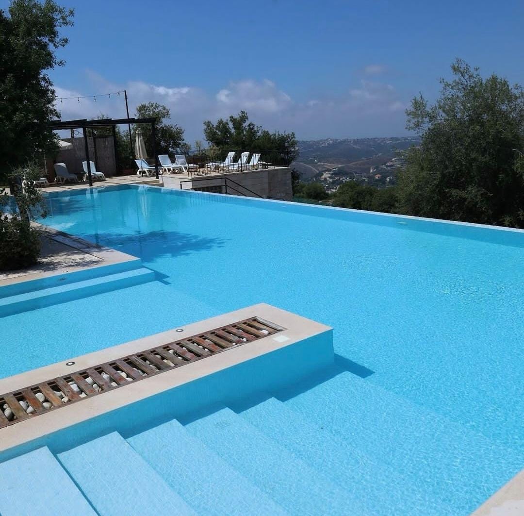 ١٠ بيوت ضيافة مع بيسين حول لبنان!