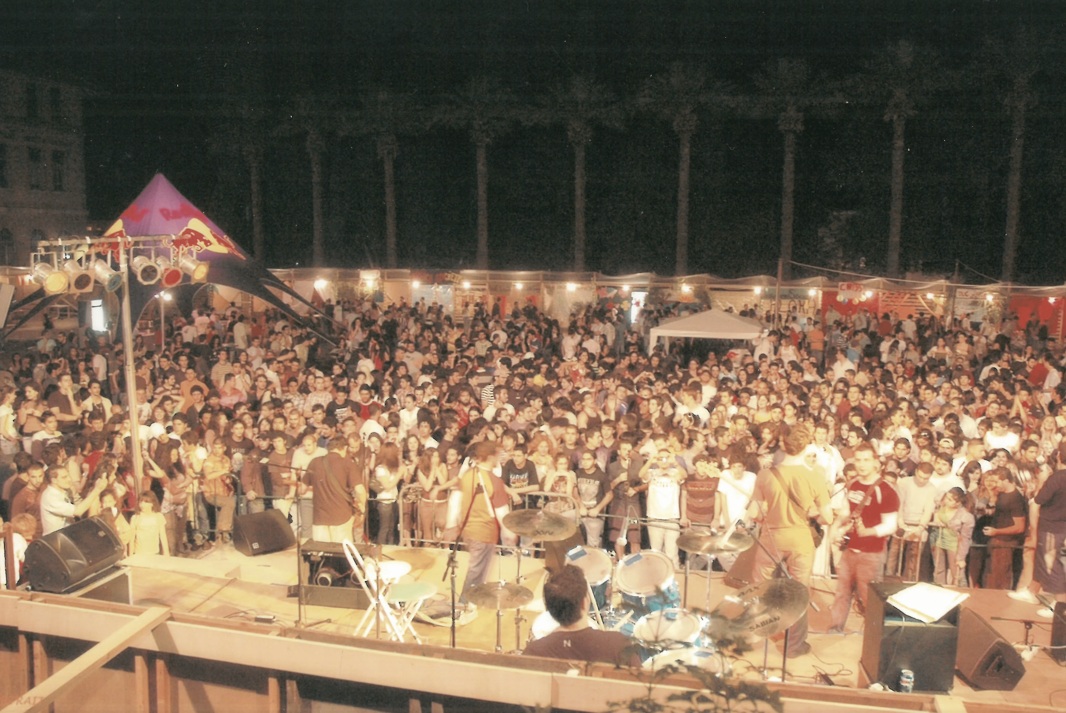 Throwback pictures of AUB outdoors