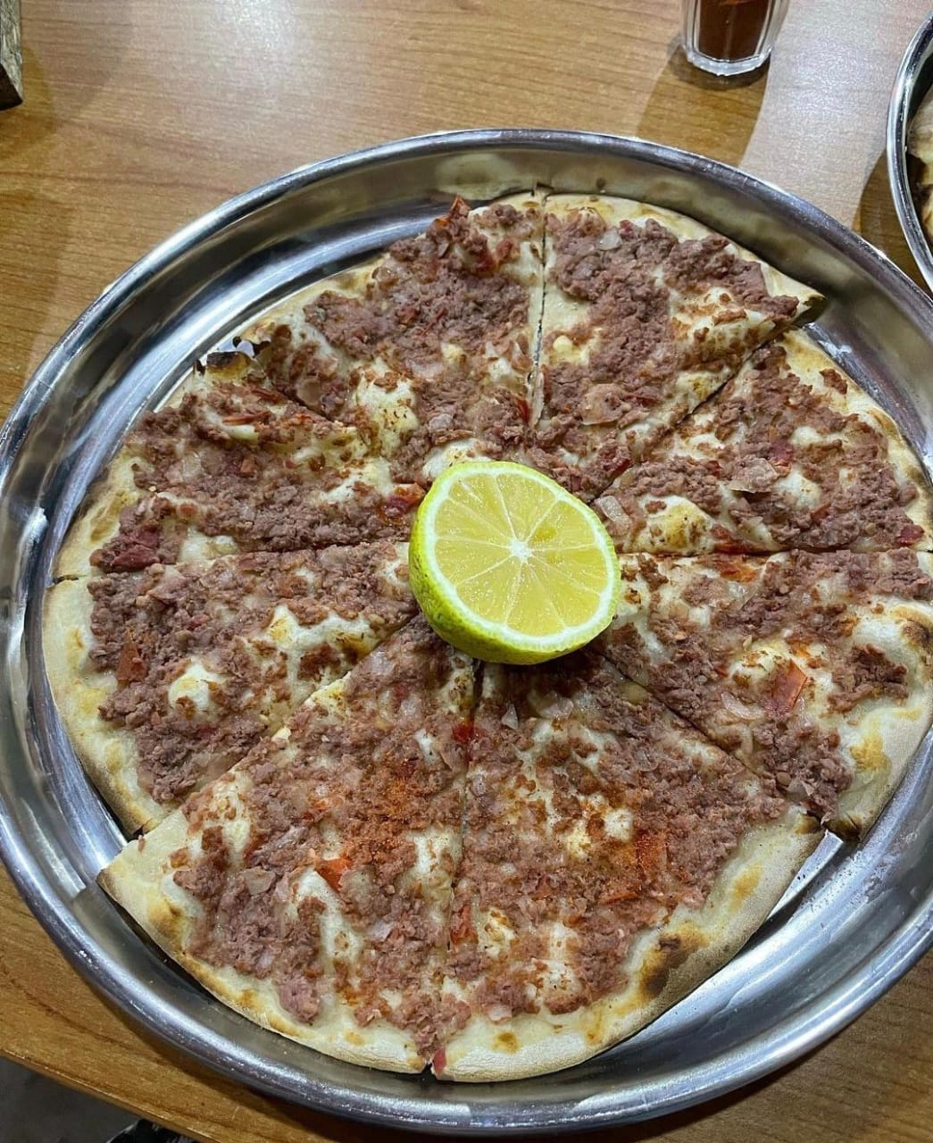 فرن شامات: جوهرة مخفية بقلب ضيعة ما حدا سامع فيها