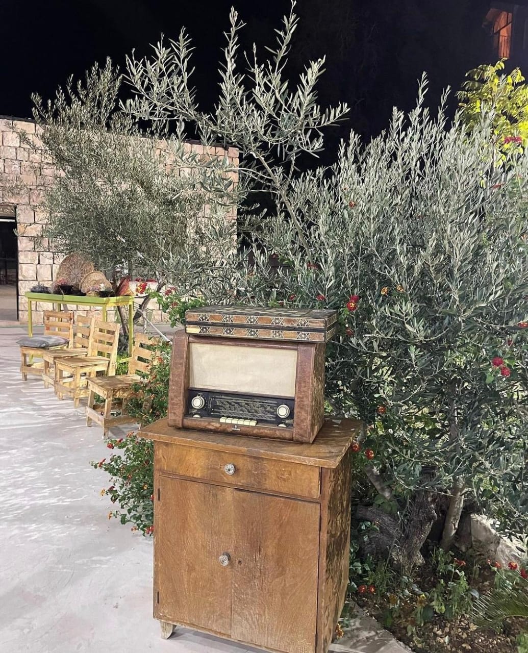 فرن شامات: جوهرة مخفية بقلب ضيعة ما حدا سامع فيها