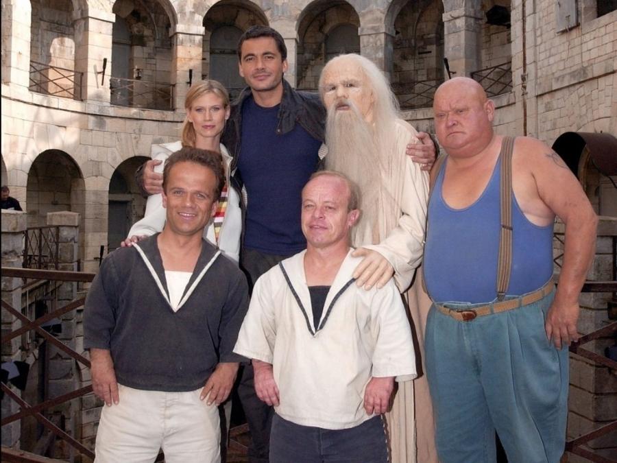 بتتذكروا حلا واحتلا؟ وين صاروا نجومو اليوم!