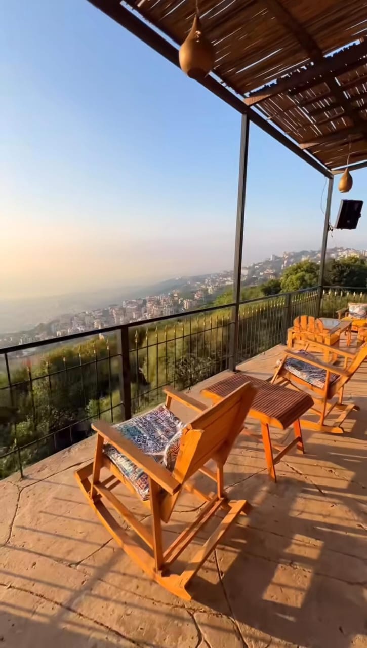 مطعم للعيلة مع أجمل فيو بلبنان!