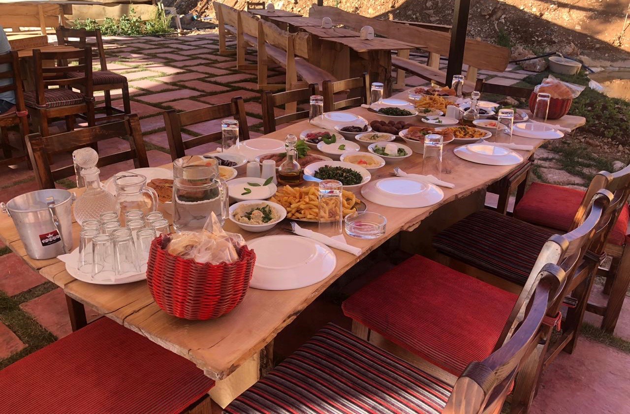 تعرفوا معنا على أجمل مطاعم عيون أرغش