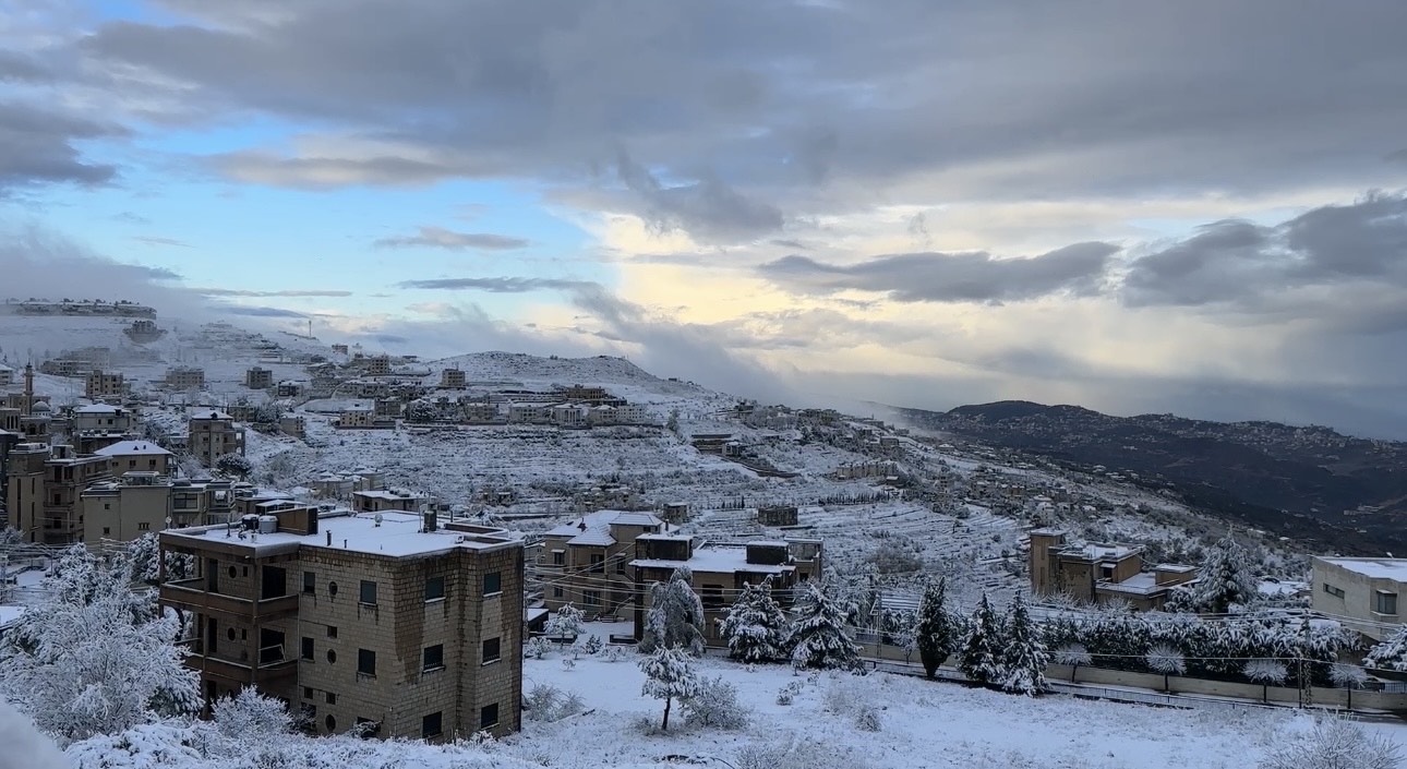بالصور: بياض التلج غطى جبال لبنان!