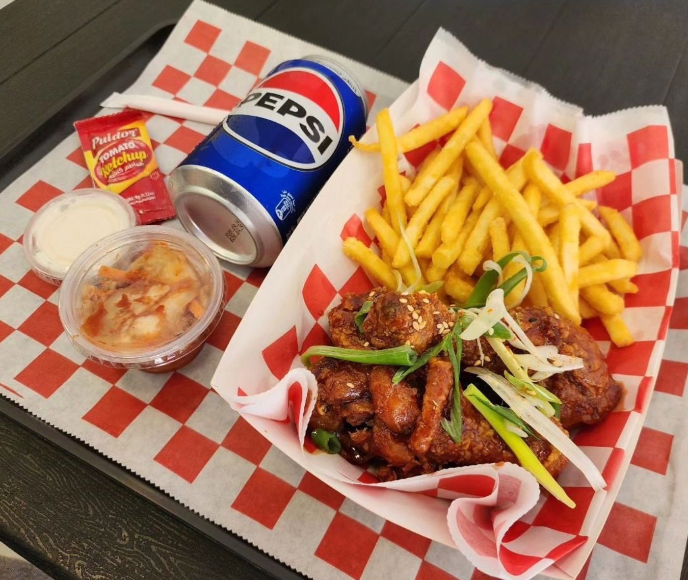 Support Local: Korean Fried Chicken Place Opens in Lebanon